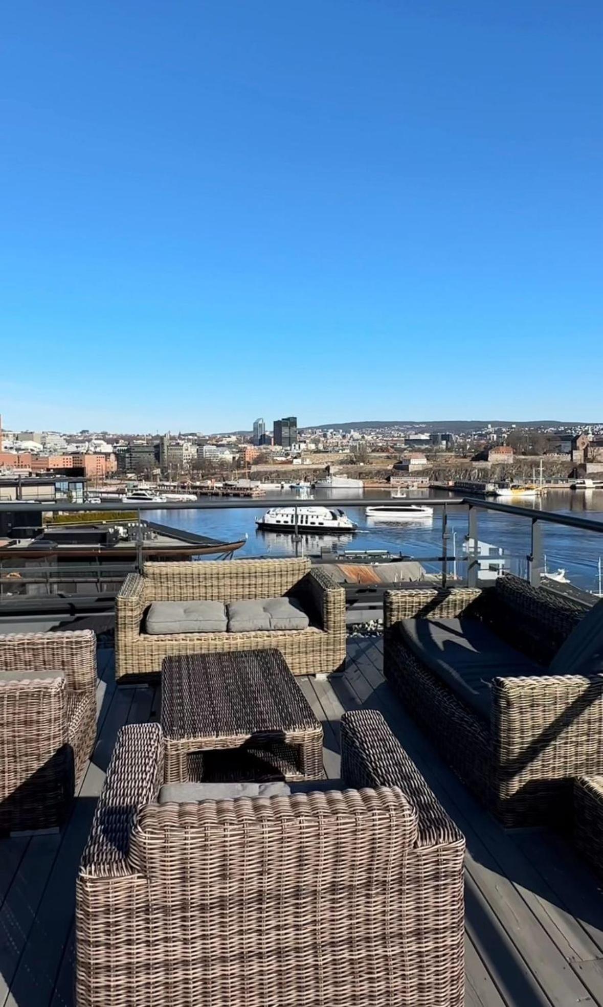 Tjuvholmen Gem With Rooftop Terrace And Parking Oslo
